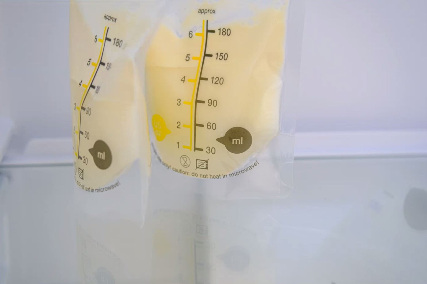 Conservation du lait maternel : 10 contenants utiles et fonctionnels.